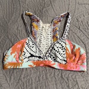 NWOT Maaji Festival Bikini top reversible crocheted triangle racerback Size S